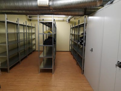 Innredning av garderober og lagerrom for firmaet "Pasažieru vilciens" 13